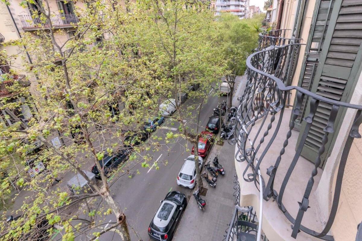 Elegant 4 Bedrooms 3 Bathrooms Catalan Home Barcelona Luaran gambar